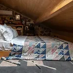 Old House 4*