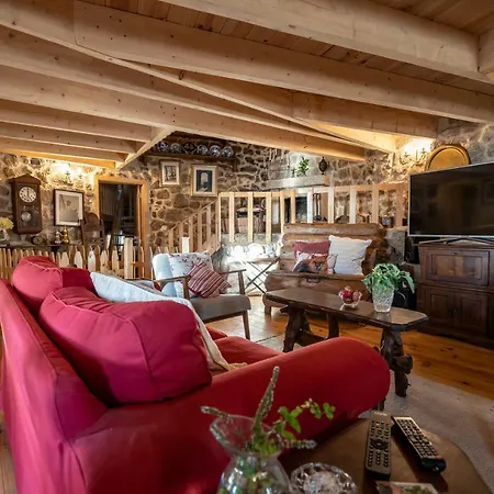 Old House Pensionat 4*