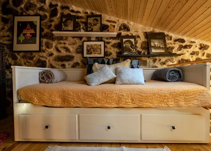 招待所 Old House 蒙桑图