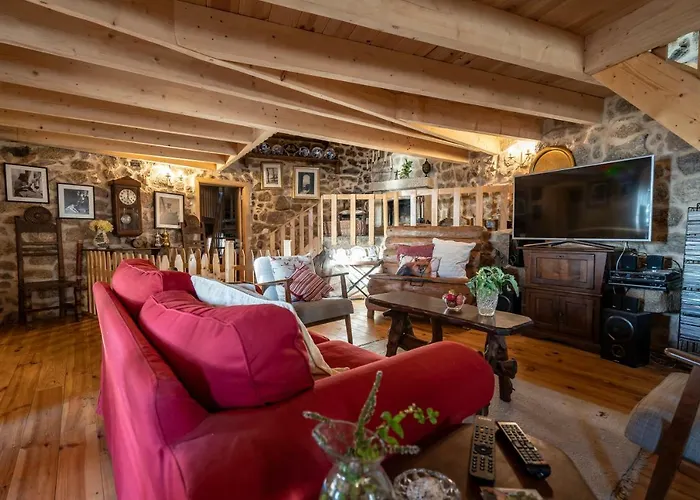 Old House Pensionat 4*