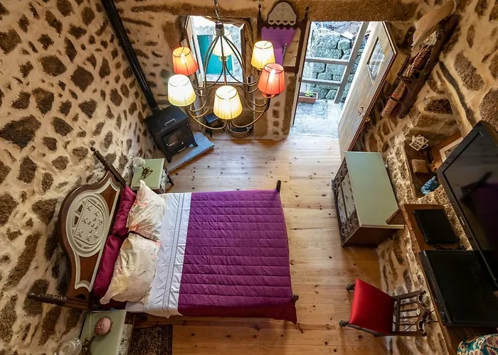 Old House Maison d'hôtes Monsanto